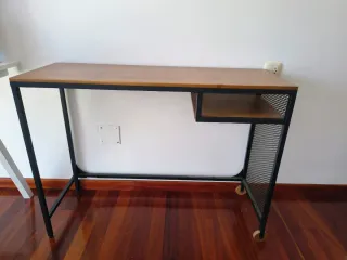 Escritorio IKEA FJÄLLBO