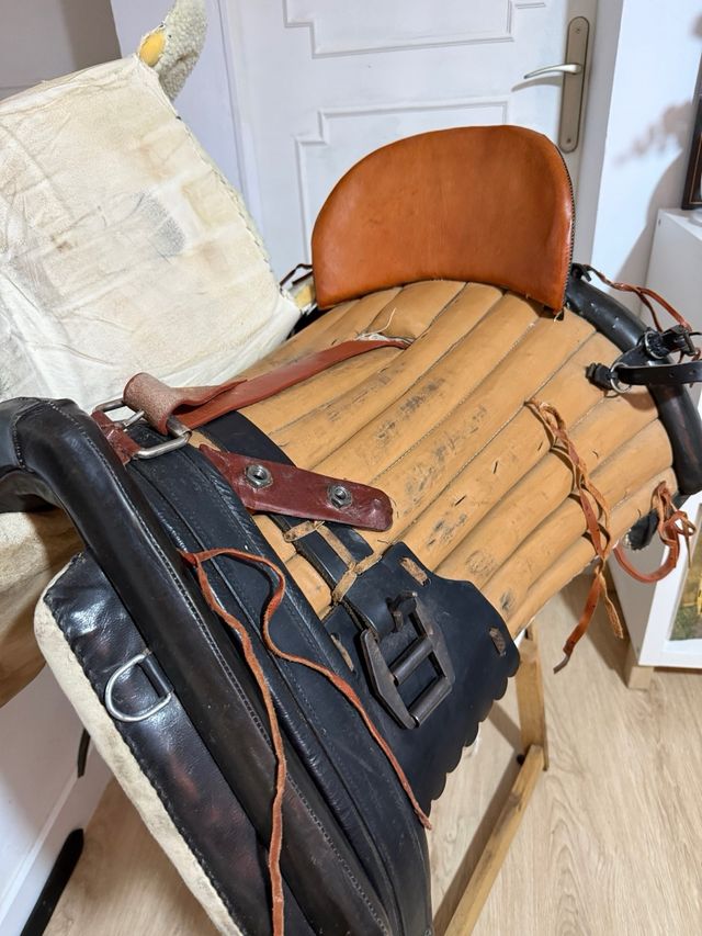 Montura Amazona Cuero Marrón