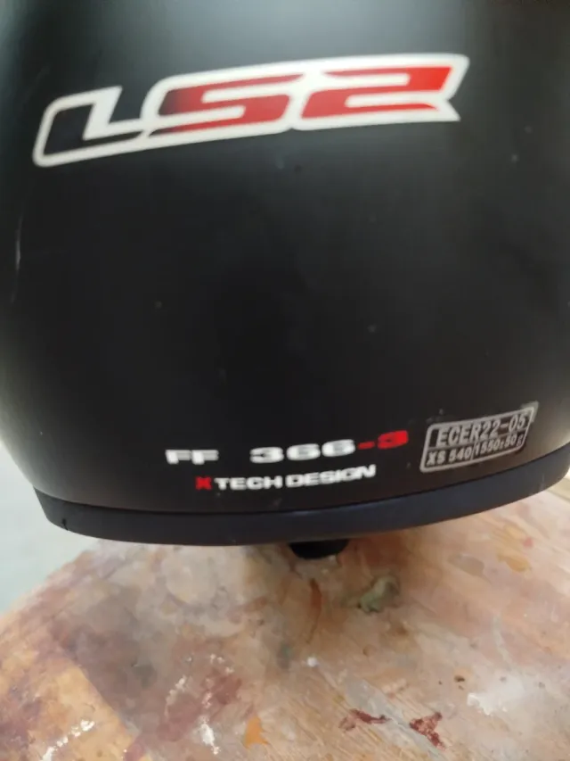 Casco Integral LS2 Lagarto Negro talla XS