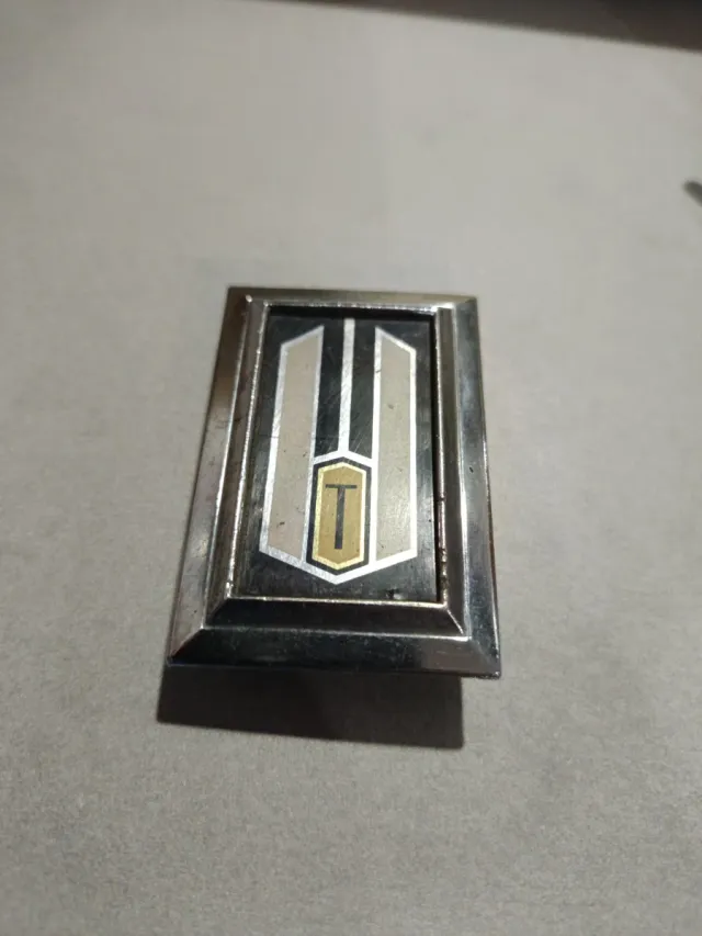 Insignia Oldsmobile Toronado