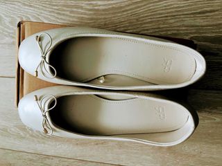 Bailarinas Beige Blancas