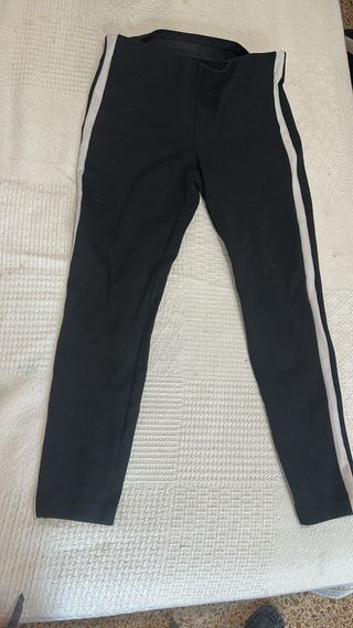 Pantalón Zara negro con raya lateral
