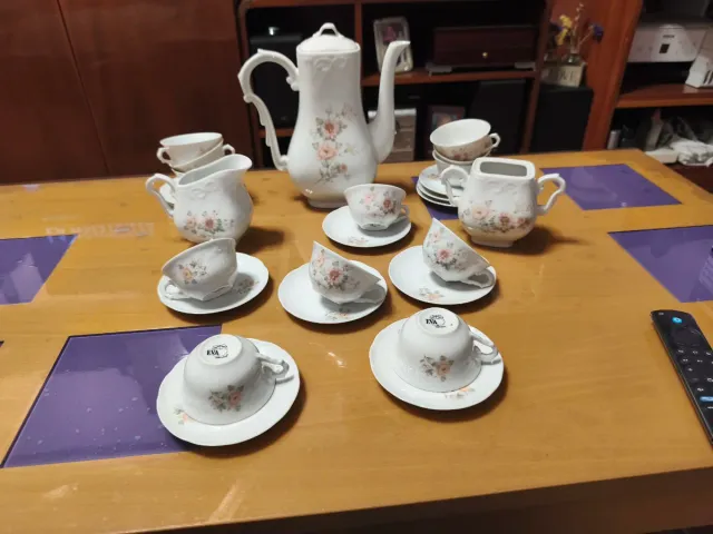 Juego de Café de porcelana 12 servicios