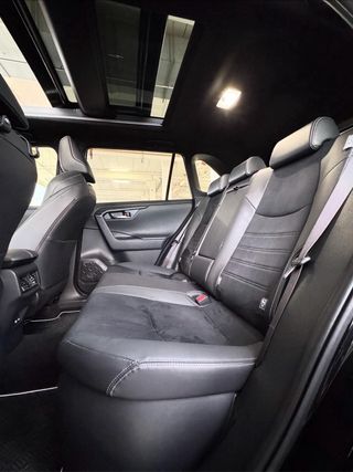 Toyota RAV4 GR SPORT PLUS