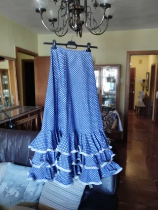 Traje de flamenca falda y corpiño