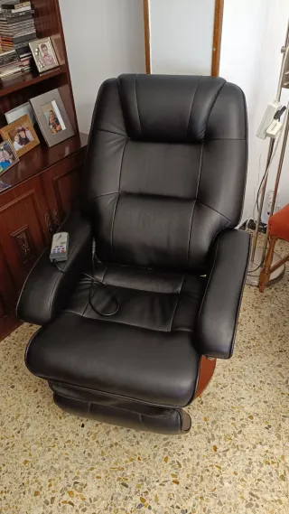 2 Sofás y sillón masaje