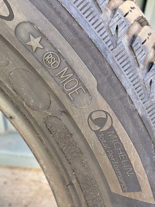 Neumático Michelin 225/55 R17 97H