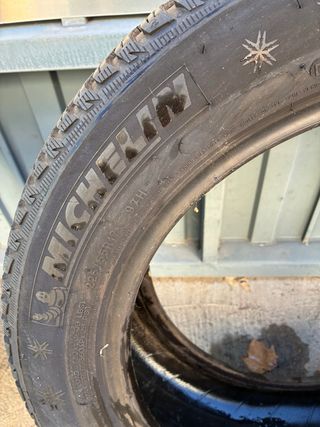 Neumático Michelin 225/55 R17 97H