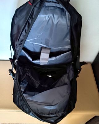 Mochila Negra 40L Impermeable - Nueva