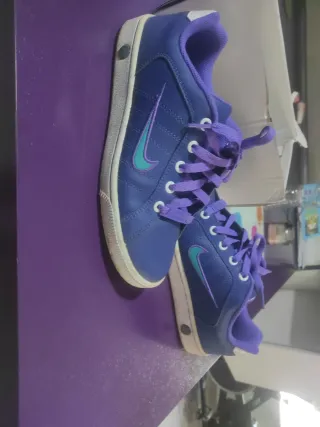 Zapatillas Nike originales azul y morado