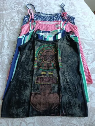 Lote 4 Camisetas sin Mangas T S las 4 por 8 euros 
