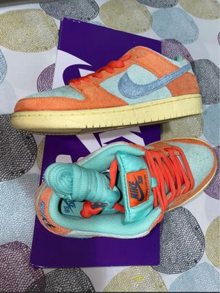 Nike SB Dunk Low Naranja y Verde Azulado