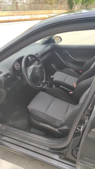 SEAT Leon 2004