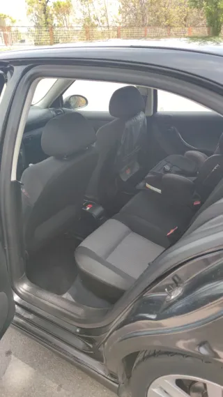 SEAT Leon 2004