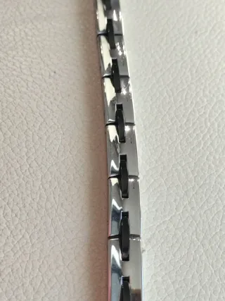 Pulsera Lotus Acero Hombre Negra y Plateada