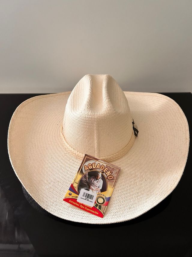 Sombrero aguadeño artesanal