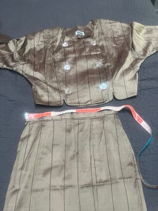 Conjunto Blusa y Falda Rayas