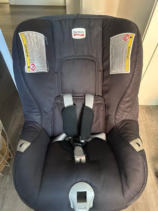 Silla coche Britax 0-18 kg
Universal
Multiposición