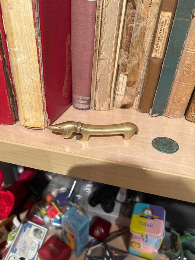 Sacacorchos Perro 1947