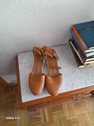 Alpargatas planas marrones