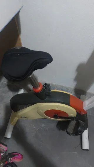 Bicicleta Estática Reebok