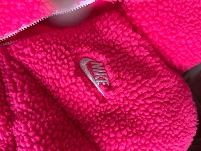 Abrigo Nike Fucsia Borreguito
