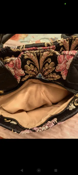 Bolso Teria Yabar Negro y Rosa