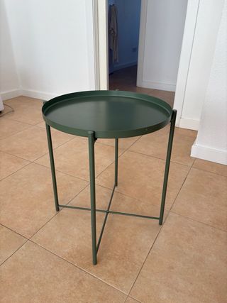 Mesa auxiliar redonda verde