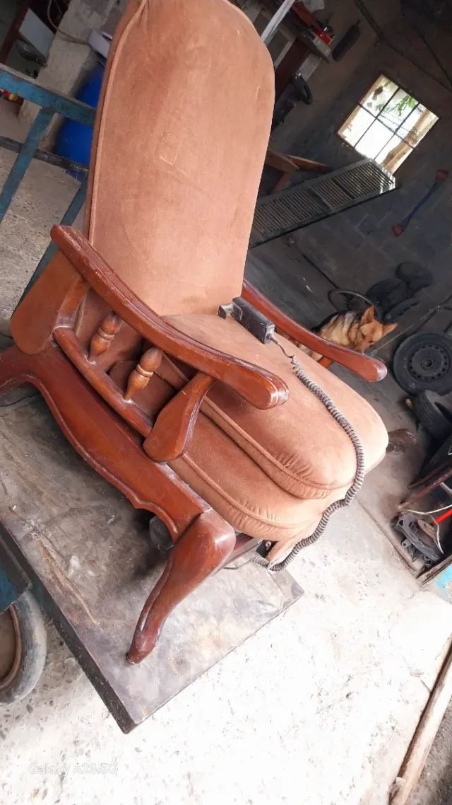 Sillón antiguo eléctrico