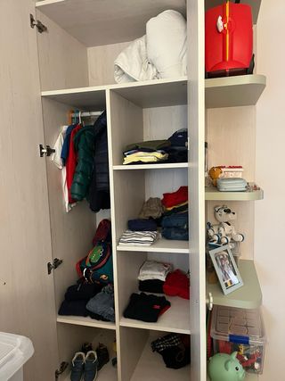 Armadio ad angolo per bambini