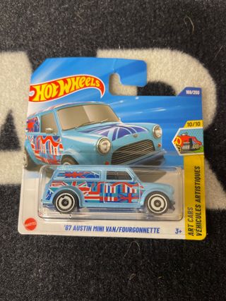Hot Wheels '67 Austin Mini Van
