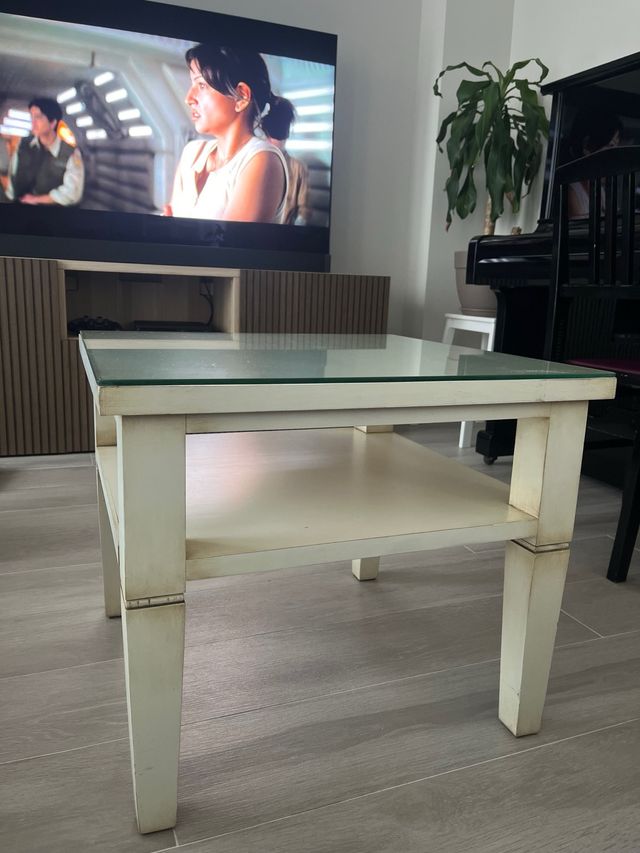 Mesa auxiliar madera blanco roto 60x60
