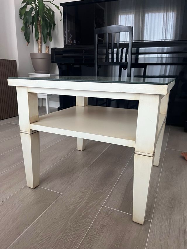 Mesa auxiliar madera blanco roto 60x60
