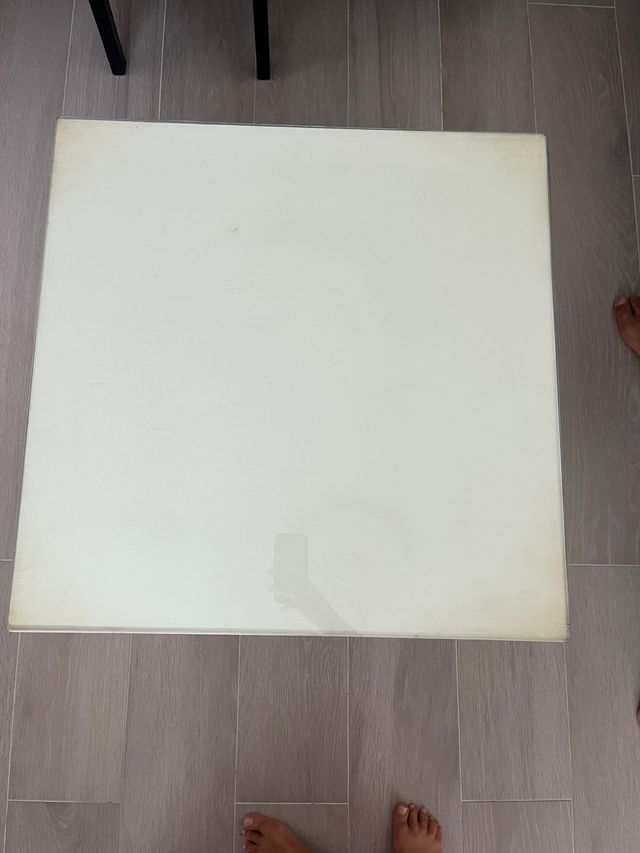 Mesa auxiliar madera blanco roto 60x60