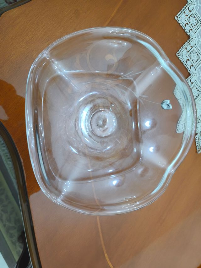 Centrotavola in vetro trasparente