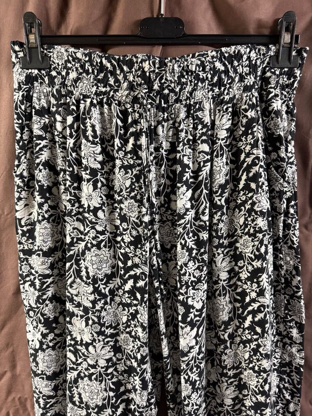 Completo estivo donna: vestito e pantaloni