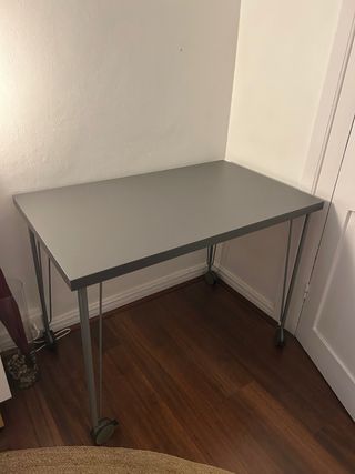 Mesa escritorio con ruedas 100x45x70