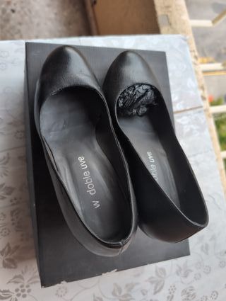 Zapatos de tacón negros con plataforma