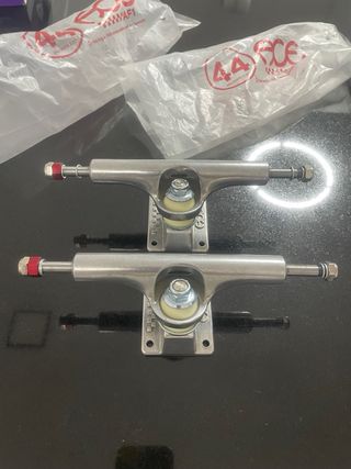 EJES ACE 44 AF1 SKATE