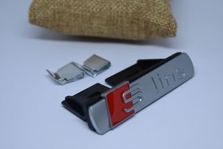 Emblema Audi S Line Parrilla Delantera