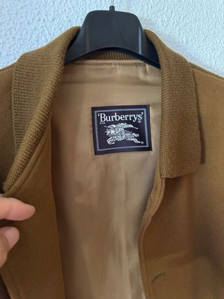 Chaqueta Burberrys Lana Marrón muy útil y buena.