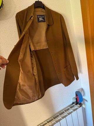Chaqueta Burberrys Lana Marrón muy útil y buena.