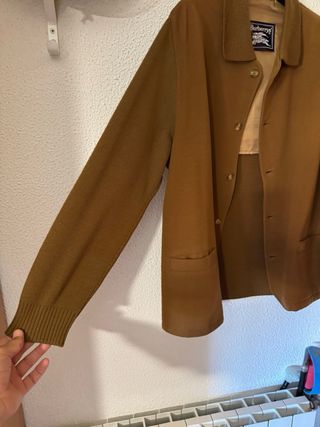 Chaqueta Burberrys Lana Marrón muy útil y buena.