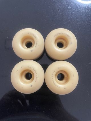 RUEDAS SPITFIRE F4 54MM 99A