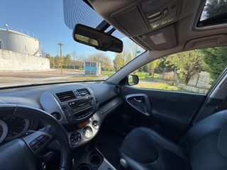 Toyota RAV4 2010