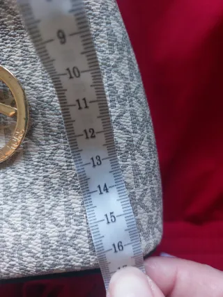 Bolso Beige y Negro Poco Uso