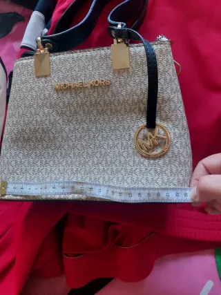 Bolso Beige y Negro Poco Uso