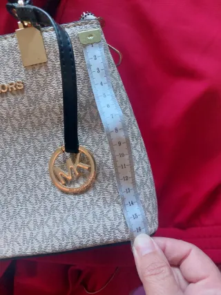 Bolso Beige y Negro Poco Uso