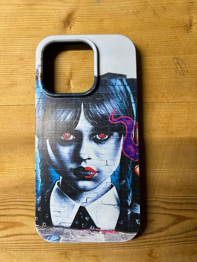 Cover iPhone 13 Pro - Grafica Wednesday