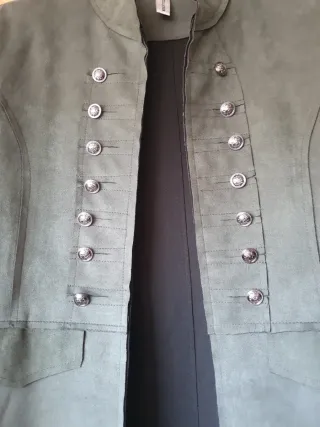 Chaqueta larga tipo guerrera antelina